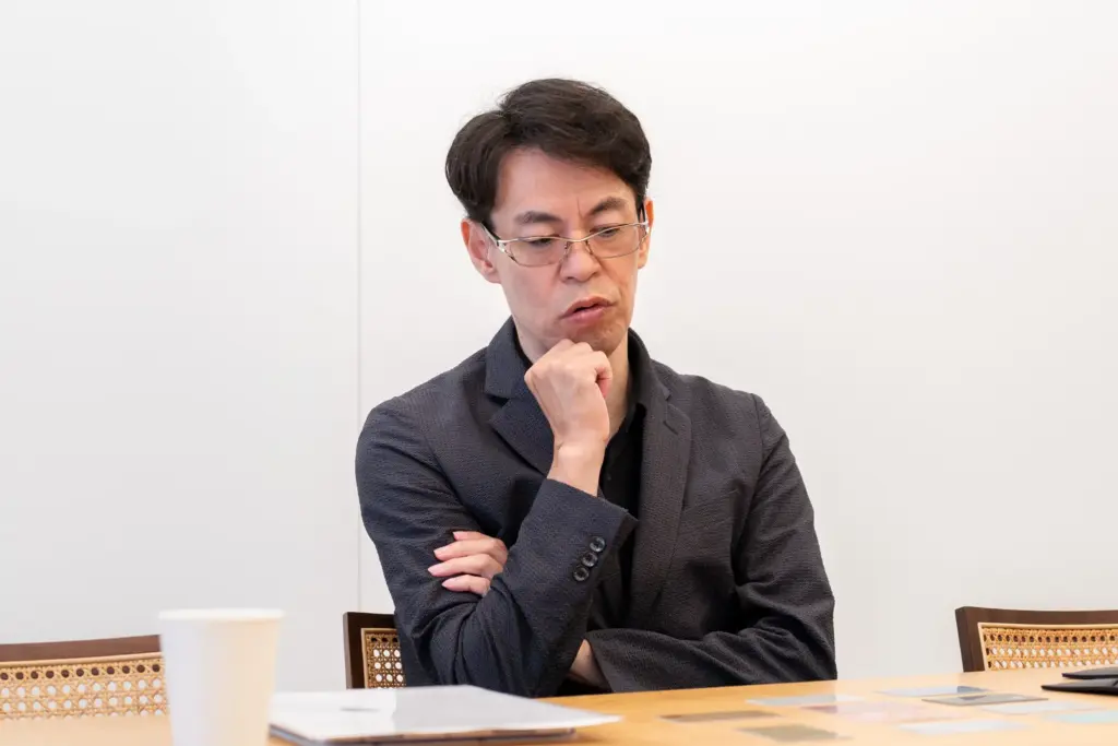 監修者の水野崇さんがクレジットカードの審査について話している様子
